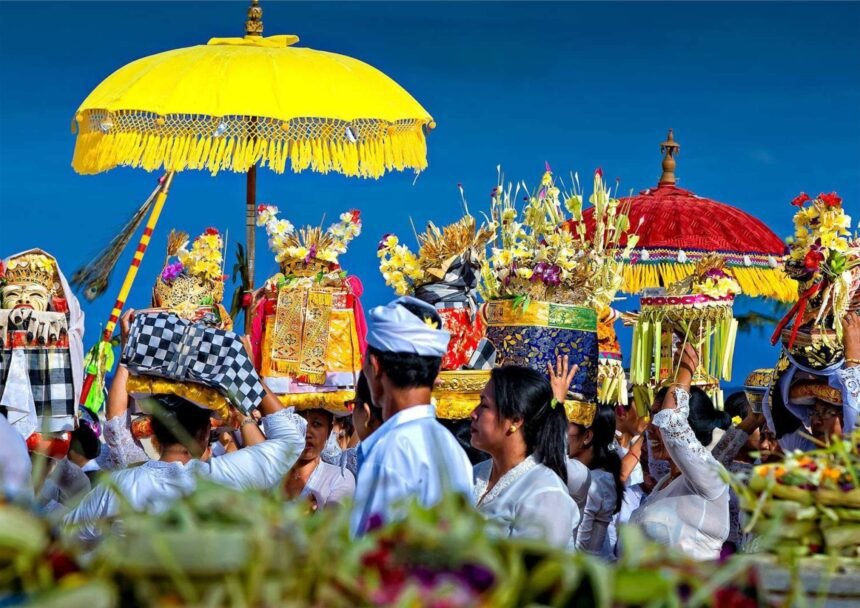 Keberagamaan Budaya Bali dan Ciri Khasnya