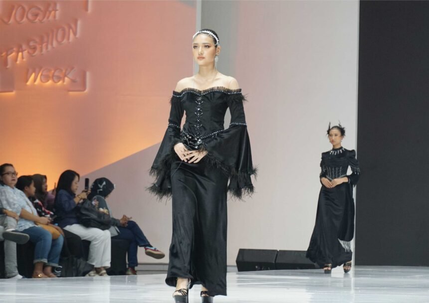 IFC Fashion Trend Show, Karya-karya Desainer Yogyakarta Layak Masuk Pasar Global