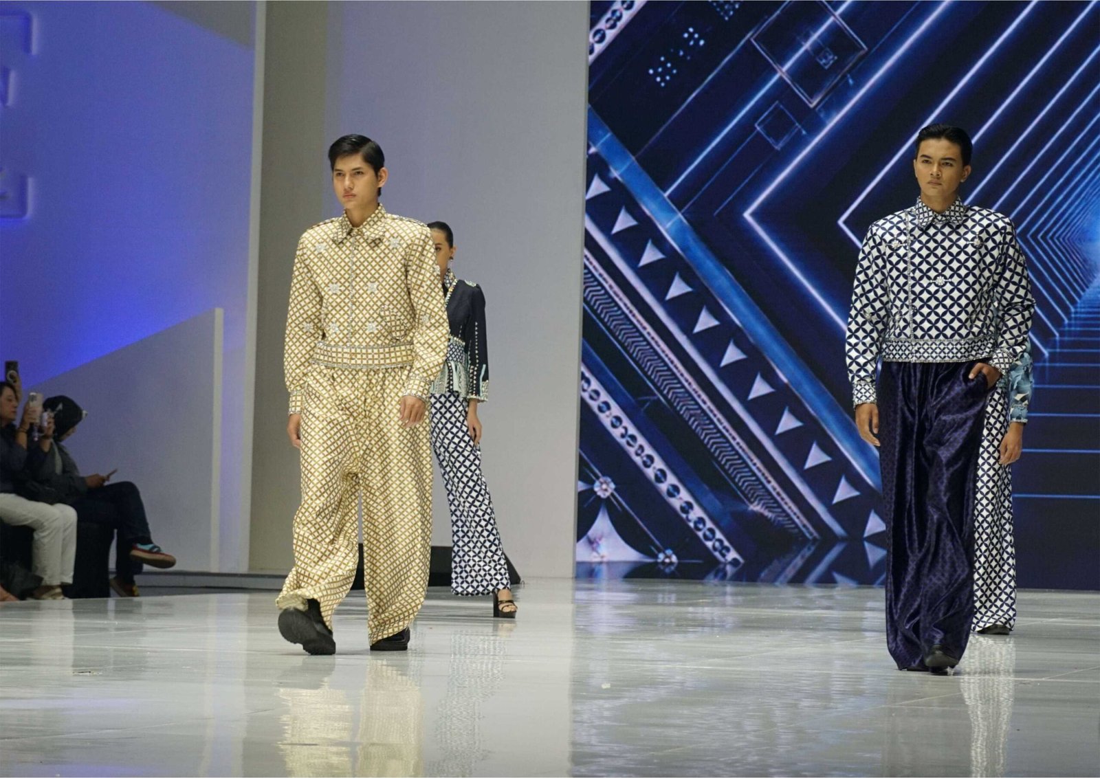 IFC Fashion Trend Show, Karya-karya Desainer Yogyakarta Layak Masuk Pasar Global 3 IFC Fashion Trend Show, Karya-karya Desainer Yogyakarta Layak Masuk Pasar Global