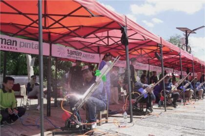 Kontes Roket Air Terbang di Embung Giwangan Diikuti Ratusan Pelajar dari Berbagai Daerah