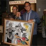 Pameran Wahyu Tumurun Beri Ruang Seniman Berkreasi di Hari Batik Nasional